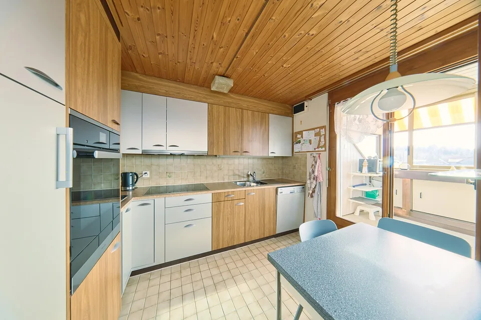 Living in a privileged location: Sun - Peace - Mountain view!