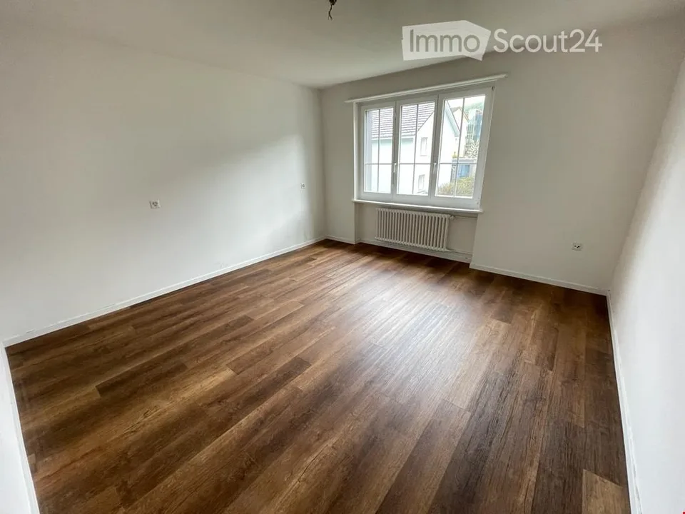 Frisch renovierte 3.5-Zimmer-Wohnungen in zentraler Lage