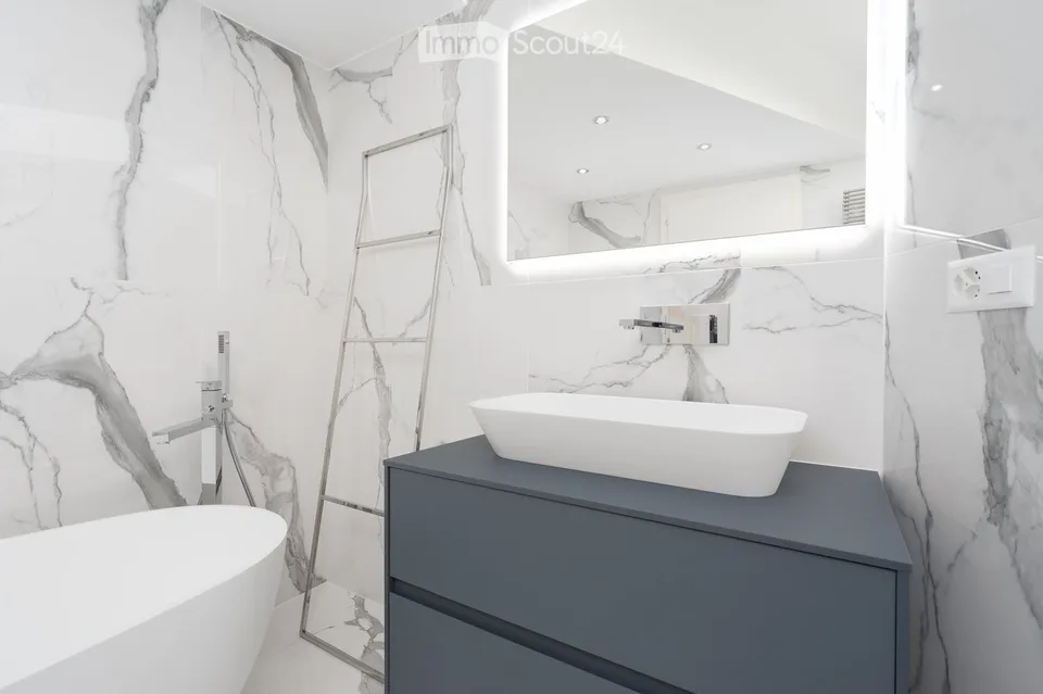 Lugano Station Area - Furnished 4-Room Apartment