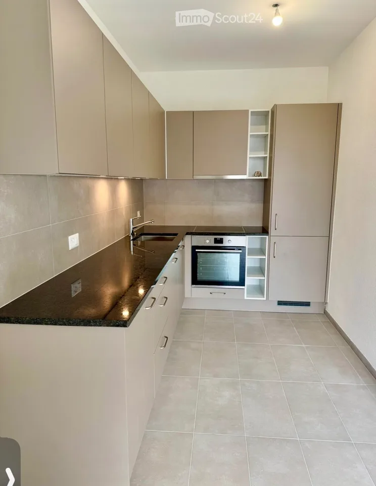 À louer immédiatement Bel appartement 2,5 pièces à Sion
