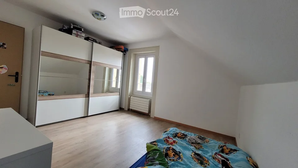 4 Stück, 90 m², 2. Etage