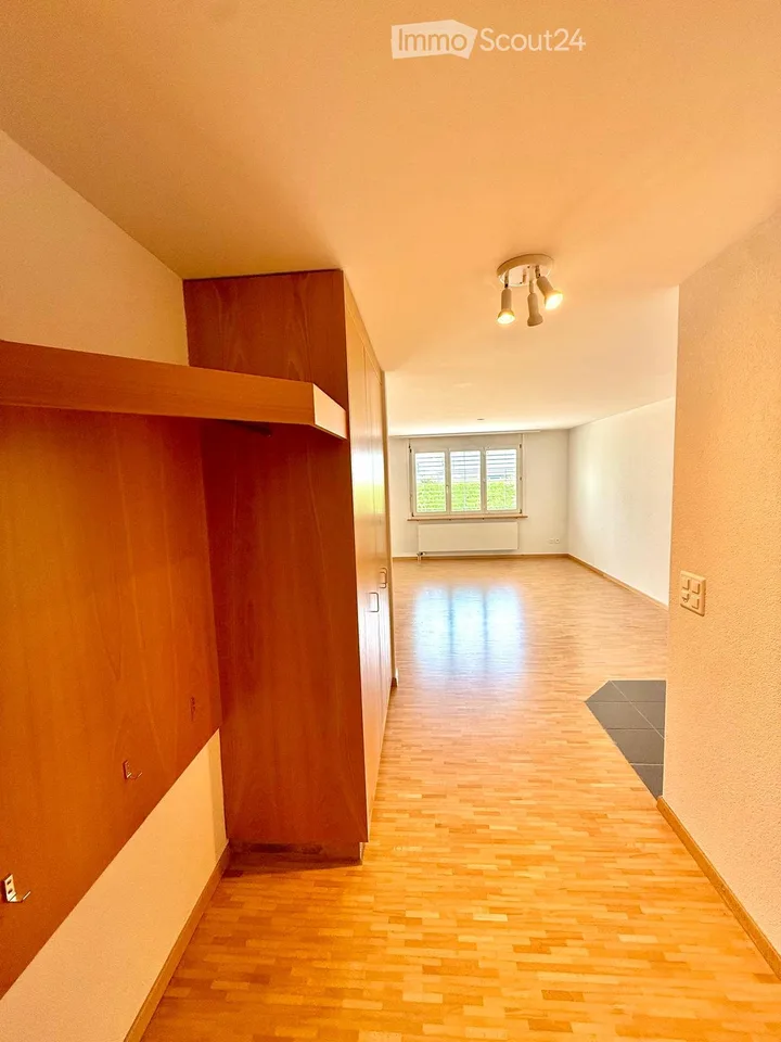 Wunderschöne Familienwohnung im ruhigen Züberwangen.