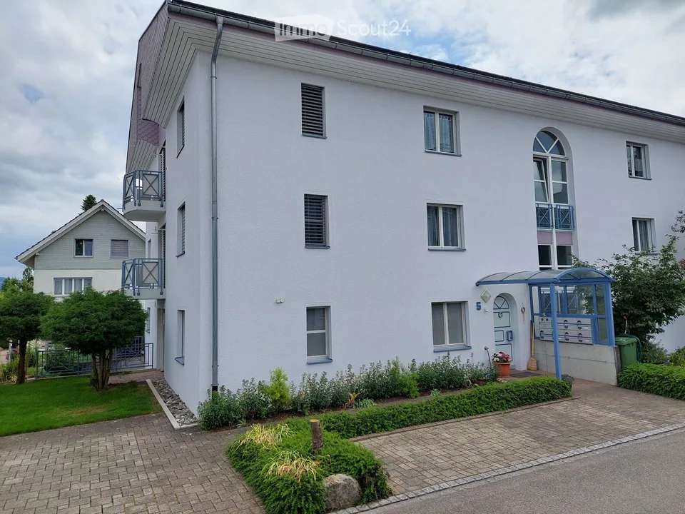 Wunderschöne Familienwohnung im ruhigen Züberwangen.
