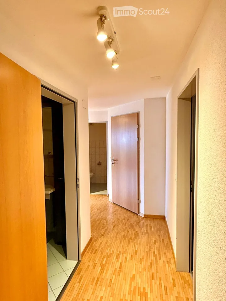 Wunderschöne Familienwohnung im ruhigen Züberwangen.