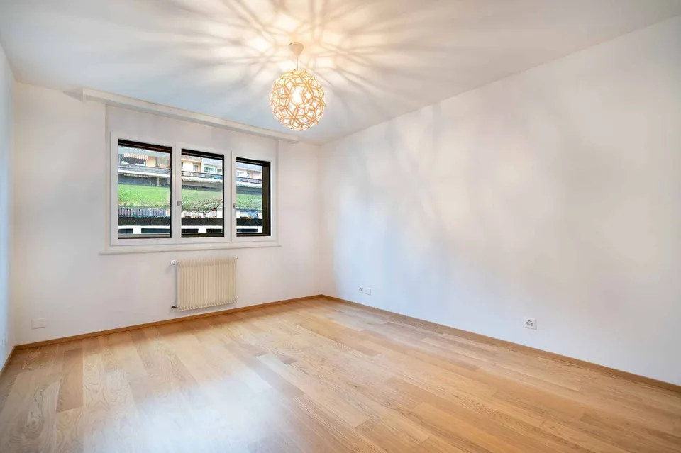 Superbes 5,5 Zimmer, 133 m2, magnifiziert renoviert mit großem Balkon
