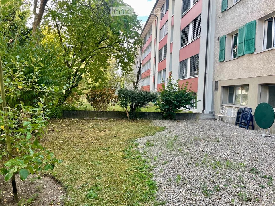 Appartement en duplex lumineux 3 pièces avec balcon et vue sur Mattenhof