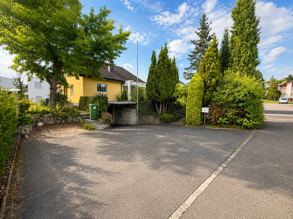 Charmantes Einfamilienhaus mit Wintergarten und sonnigem Garten