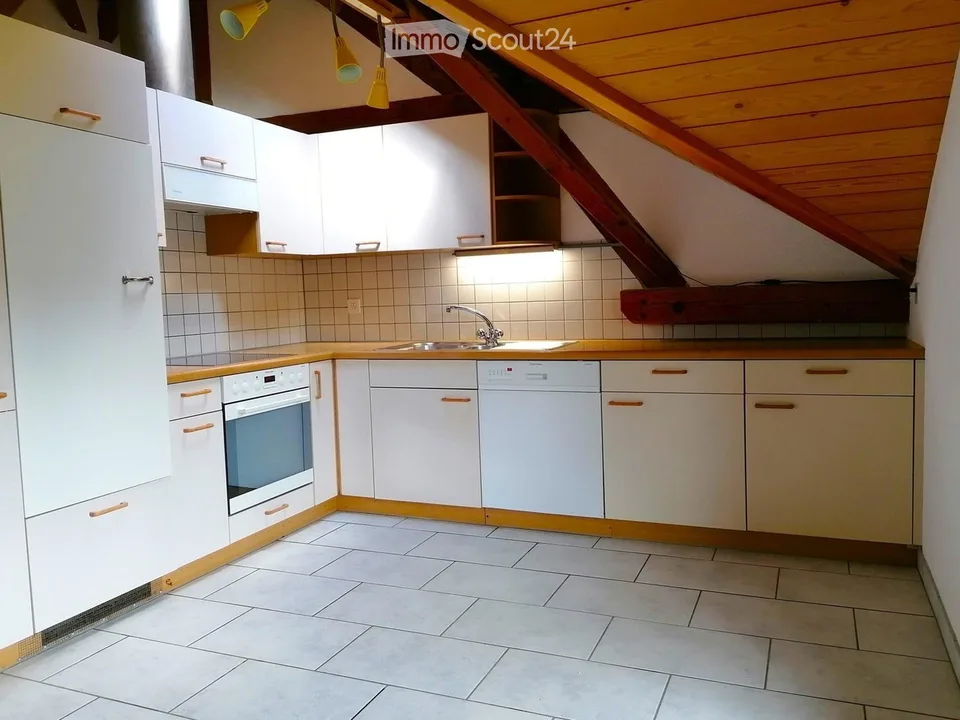 Charmante 4.5-Zimmer-Dachwohnung mit Aussicht in Eriswil