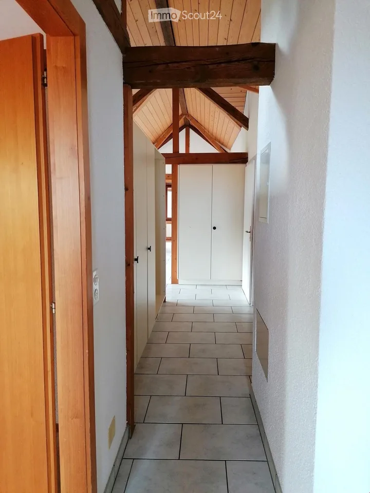 Charmante 4.5-Zimmer-Dachwohnung mit Aussicht in Eriswil