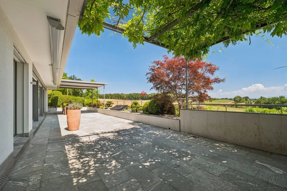 Terrassenhaus mit exklusivem Ambiente und wunderbarer Aussicht