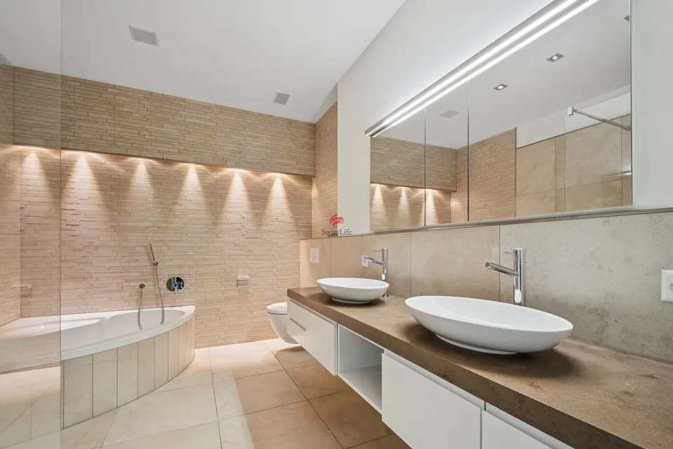 Terrace house with exclusive ambiance and wonderful views
