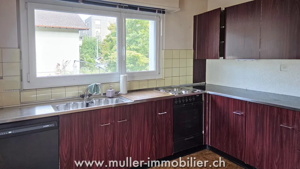 Casa con 2 appartamenti a Monthey