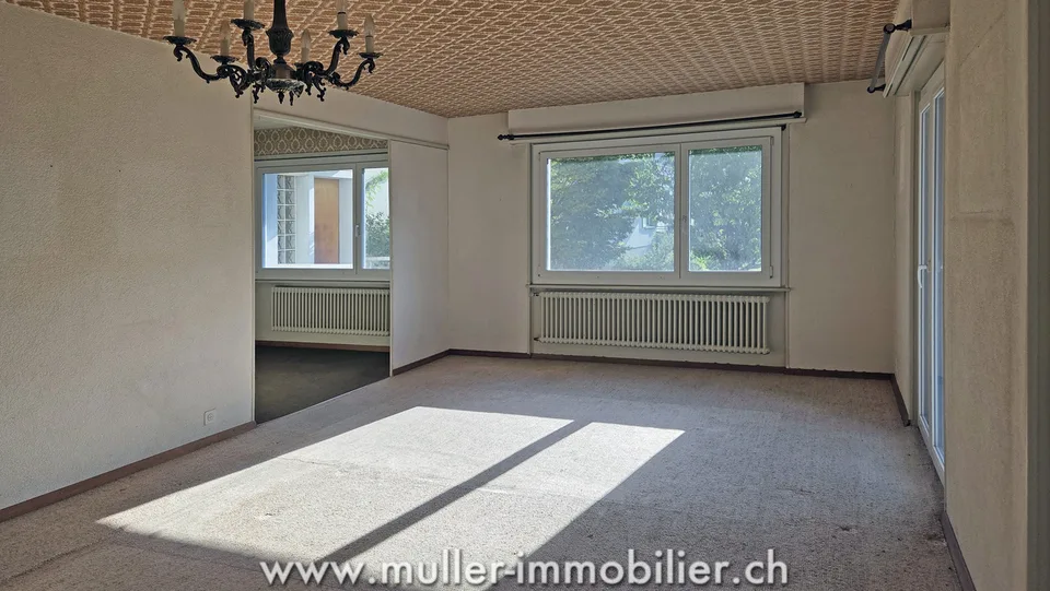 Casa con 2 appartamenti a Monthey