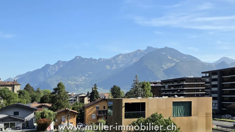 Casa con 2 appartamenti a Monthey