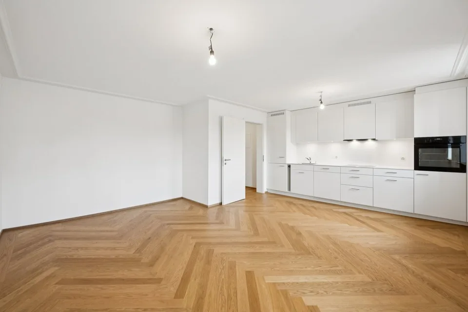 Hochwertig sanierte 2-Zimmer-Altbauwohnung im St. Johann