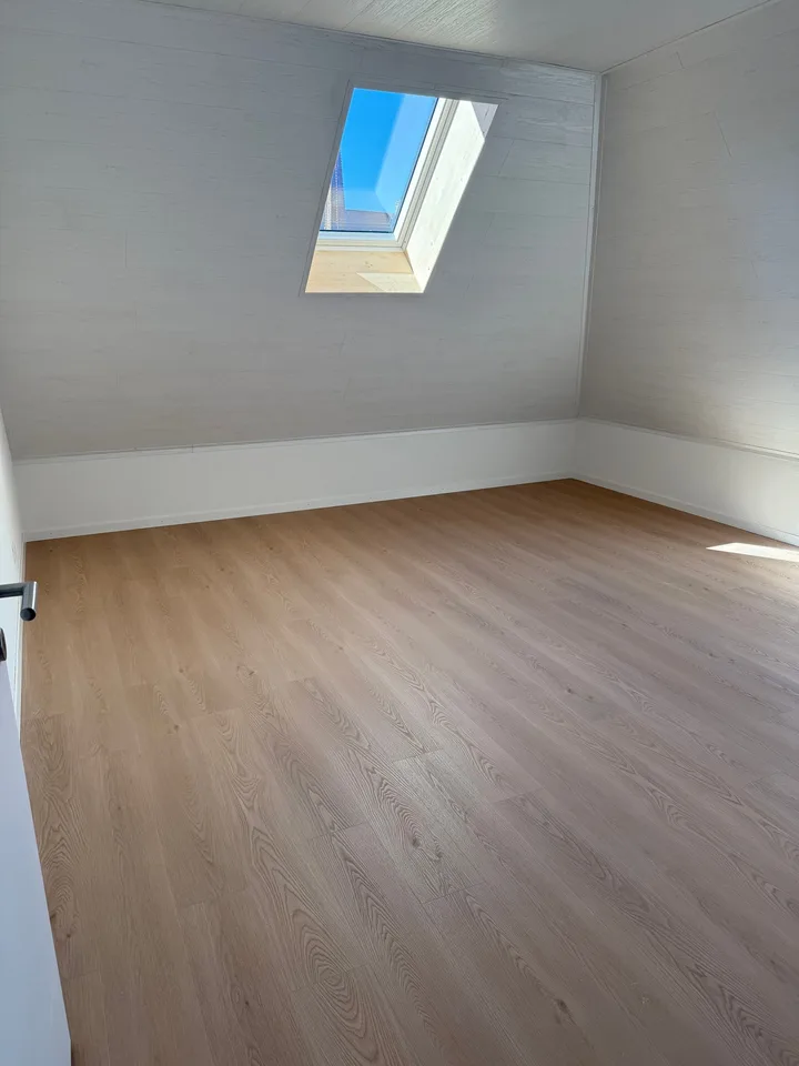 Grand appartement lumineux de 2,5 pièces