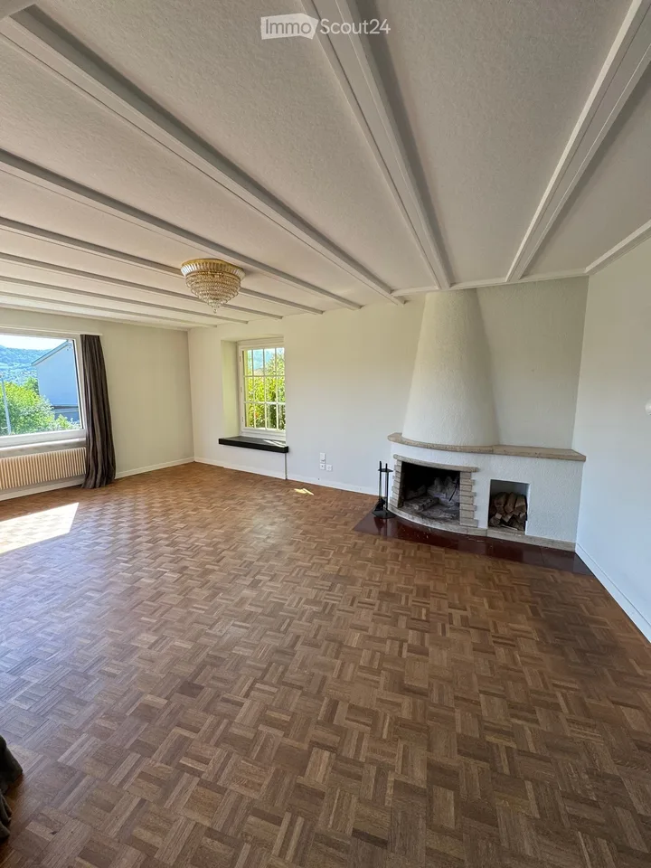 8½-Zimmer-EFH mit Doppelgarage an privilegierter Lage in Muri bei Bern zu vermieten