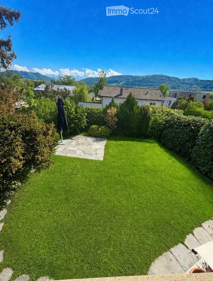 8½-Zimmer-EFH mit Doppelgarage an privilegierter Lage in Muri bei Bern zu vermieten