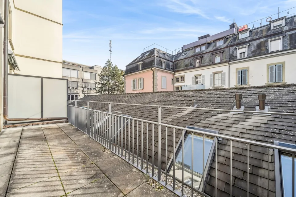 Spazi ufficiali centrali su 330m2 con terrazza