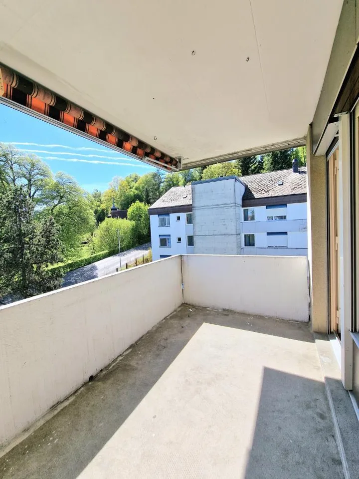 Charmante 4-Zimmerwohnung mit Balkon an ruhiger Lage