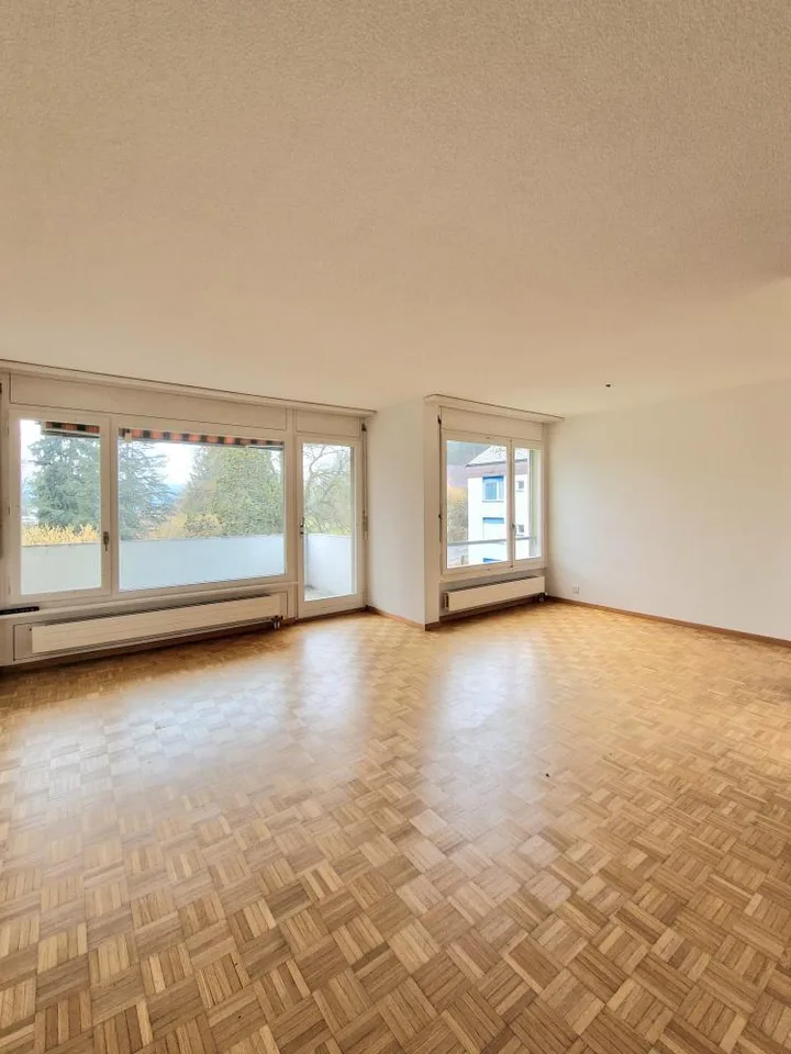 Charmante 4-Zimmerwohnung mit Balkon an ruhiger Lage