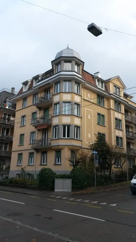 Charmante 3-Zimmer-Wohnung im Kreis 2