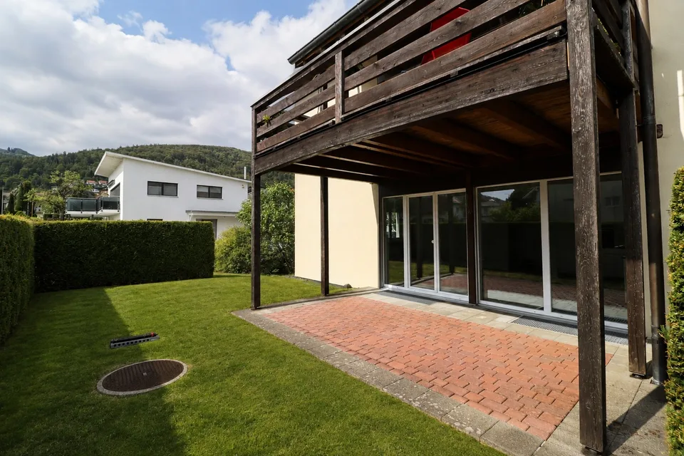 Grosszügige 3.5-Zimmerwohnung mit Gartensitzplatz in Oberbuchsiten