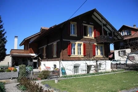 Helle Wohnung im 2-Familienhaus mit Garten – zentrumsnah und komfortabel