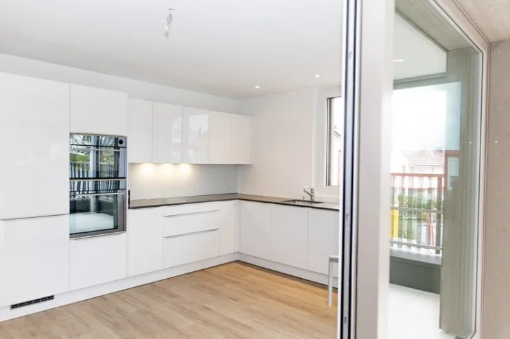 Modern family-friendly 4.5-room apartment in Islisberg