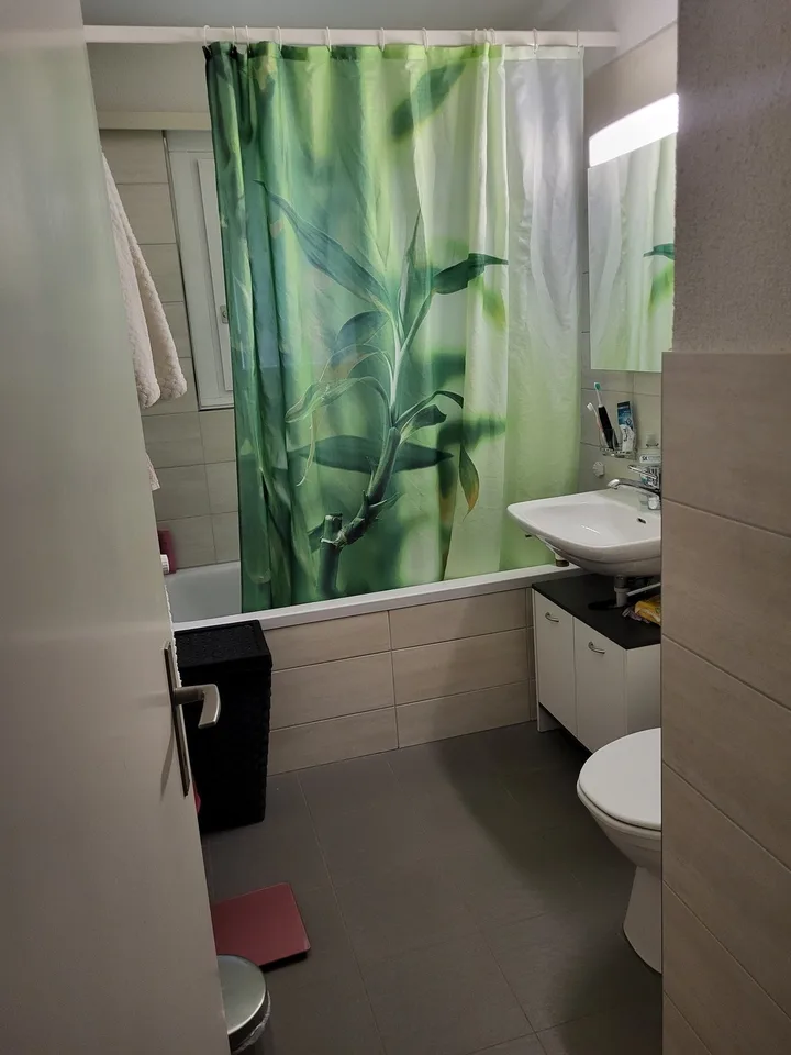 Room in 3-room apartment for temporary sublet