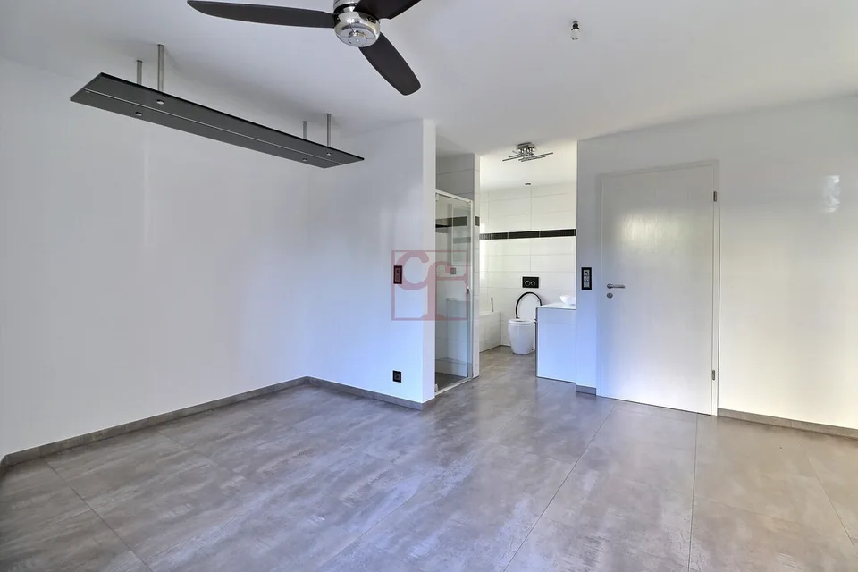 Magnificent 3.5-room apartment with terrace and private garden