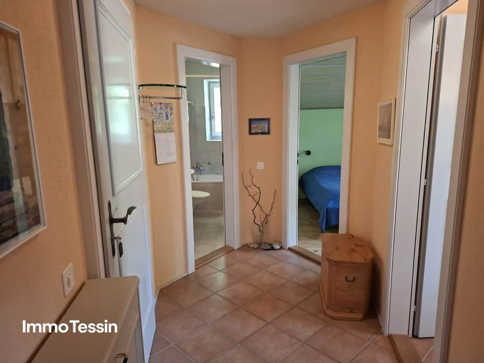 Appartement charmant et idyllique dans un quartier résidentiel exclusif à Collina d'Oro, près de Lugano et du lac de Lugano