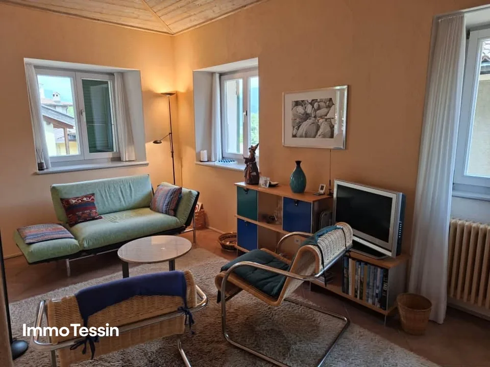 Appartement charmant et idyllique dans un quartier résidentiel exclusif à Collina d'Oro, près de Lugano et du lac de Lugano