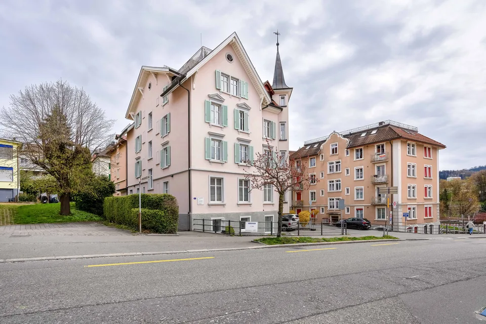 zentrale Wohnung mit toller Dachterrasse