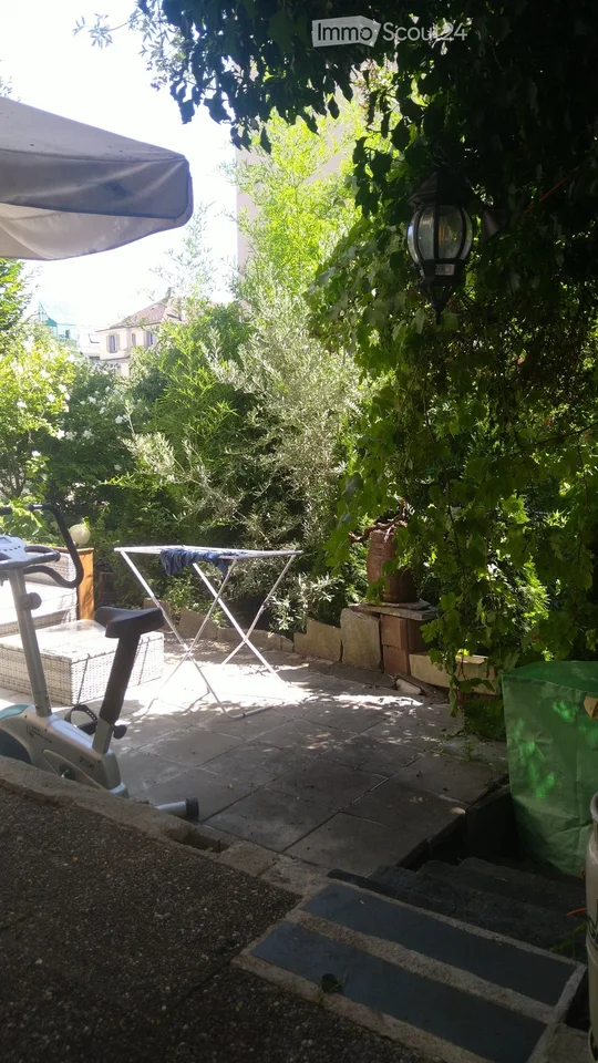 2,5 pièces avec grand jardin