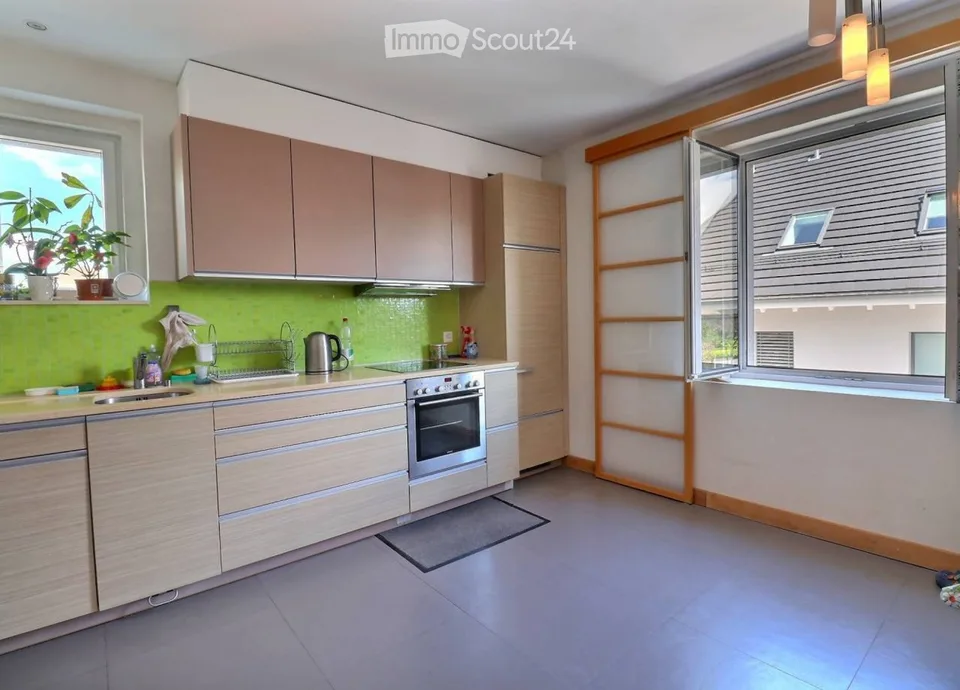 Charmant appartement (charges et parking compris)