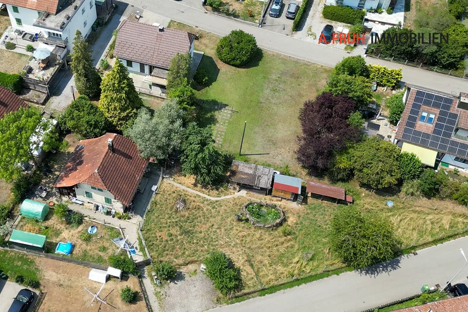 Terrain polyvalent avec potentiel de développement