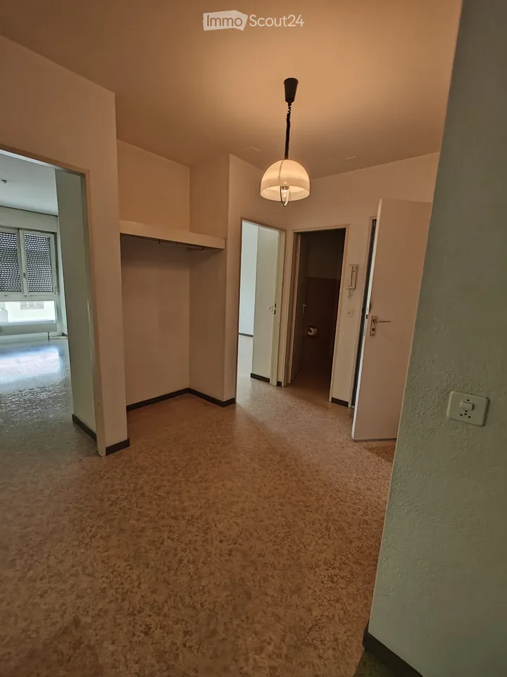 Incantevole appartamento di 4.5 locali in una zona tranquilla a Ettingen