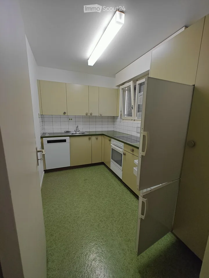 Incantevole appartamento di 4.5 locali in una zona tranquilla a Ettingen