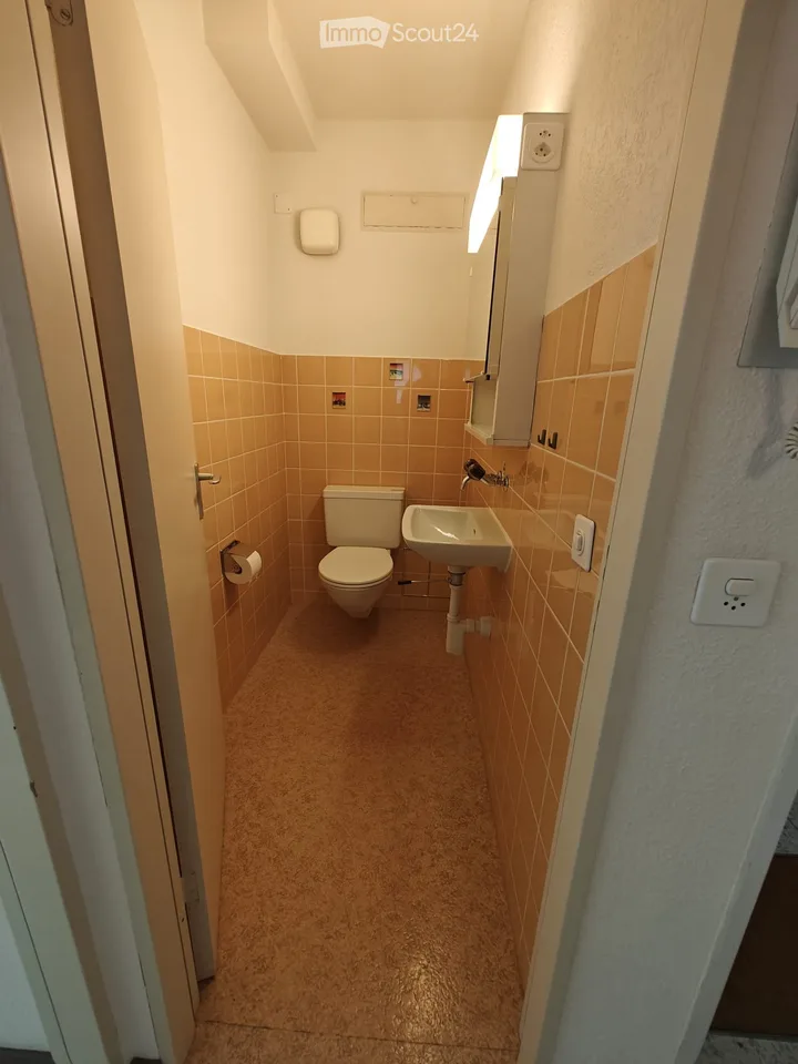 Incantevole appartamento di 4.5 locali in una zona tranquilla a Ettingen