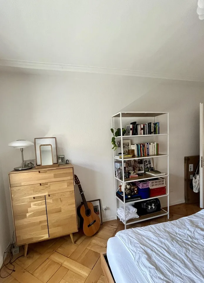 Sonniges Zimmer im Herzen von Zürich / Sunny Room in Central Zurich