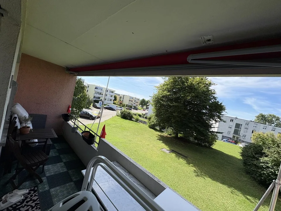 Large Furnished Room in Kloten Available from Mid-October