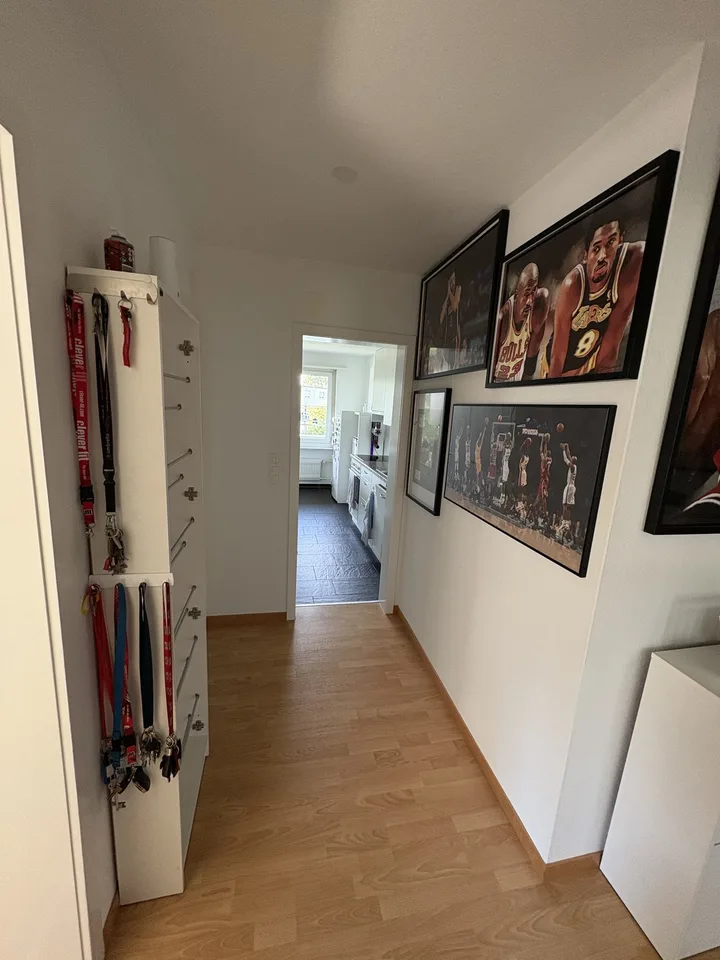 Large Furnished Room in Kloten Available from Mid-October