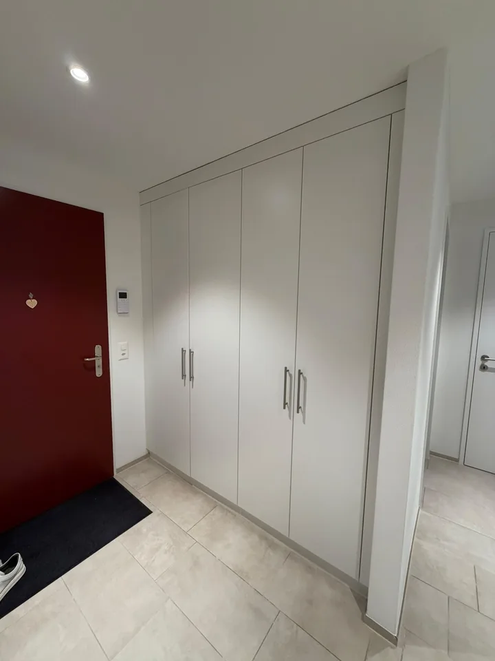 Wunderschön 3 1/2 Zimmer Wohnung mit 50m2 Balkon, sowie Garten