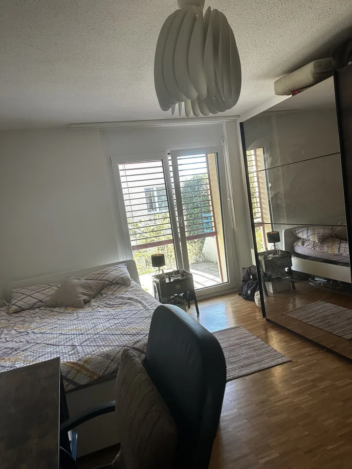 Room available 4-month sublet, Option to Extend