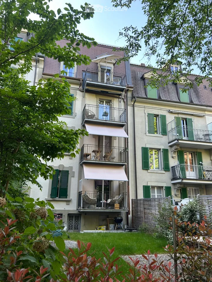 Charming 2-room apartment with balcony on Blockweg 7 in 3007 Bern