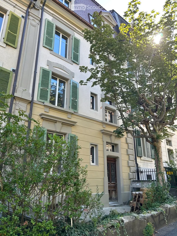 Charmante 2-Zimmer-Wohnung mit Balkon am Blockweg 7 in 3007 Bern
