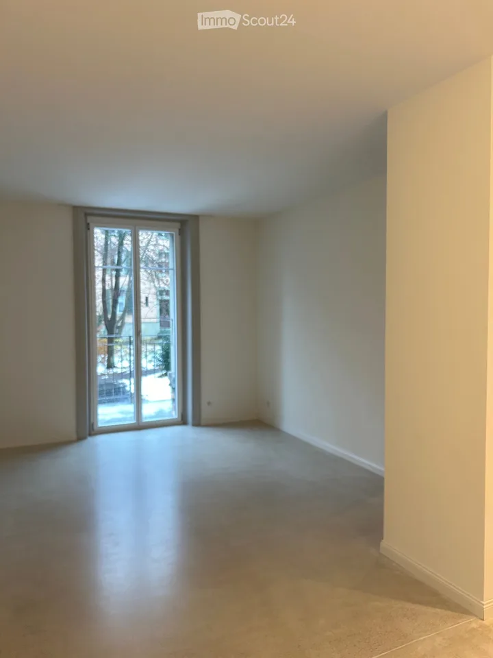 Charming 2-room apartment with balcony on Blockweg 7 in 3007 Bern
