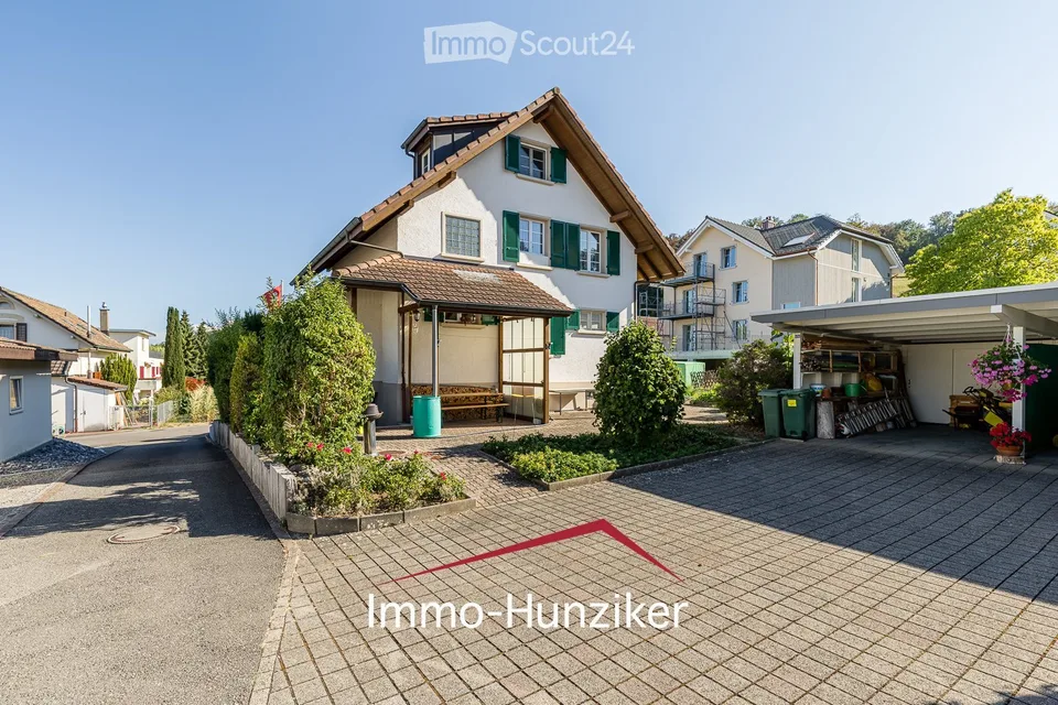 Wohnen im charmanten Einfamilienhaus mit zusätzlich hohem Ausnützungspotential