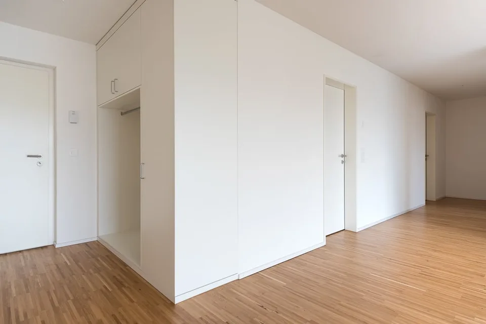 Helle Wohnung an ruhiger Lage gesucht?